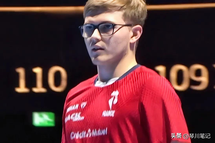 艾利克斯·勒布伦逆转泊雷特晋级八强 法国男队